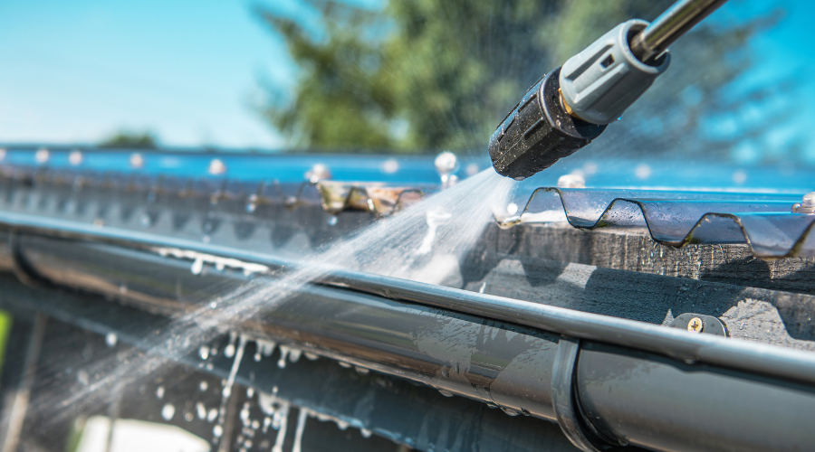 Gutter & Roof Cleaning: A Comprehensive Approach